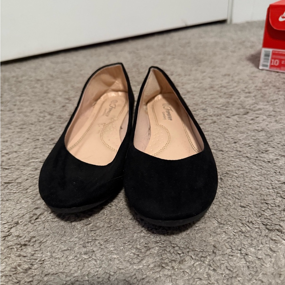 Classic Black Women's Flats
